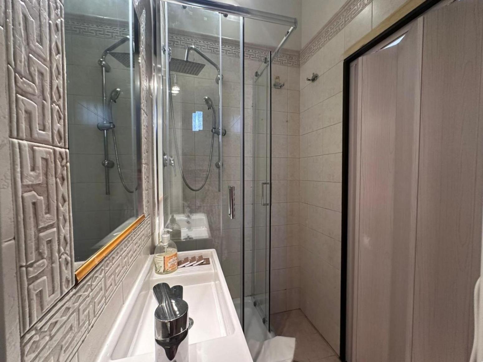 Apartment Colosseo Manzoni Termini 101 Rome